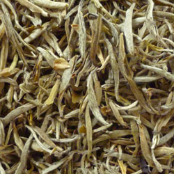 Grüntee - China Weißer Tee  : Pai Mu Tan 'Silvery Needle', 100g